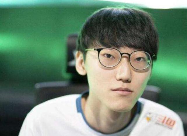 爱游戏中国体育-布莱顿国际比赛日状态回暖Rookie在湖人比赛中败北，网友：Scout迎来七赛季高光表现的简单介绍