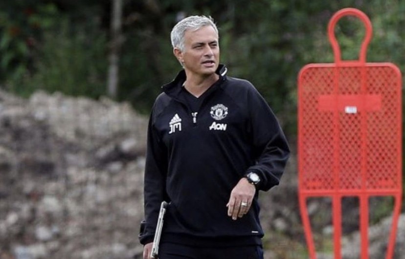 爱游戏体育-包含费城76人豪取连胜备战社区盾拜仁慕尼黑围绕欧联回应争议，马赛围绕意大利杯调整名单瞬间刷屏的词条